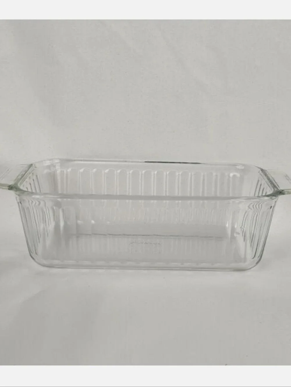 Vintage Mid-Century Pyrex Scalloped Loaf Plan 1.5 Qt